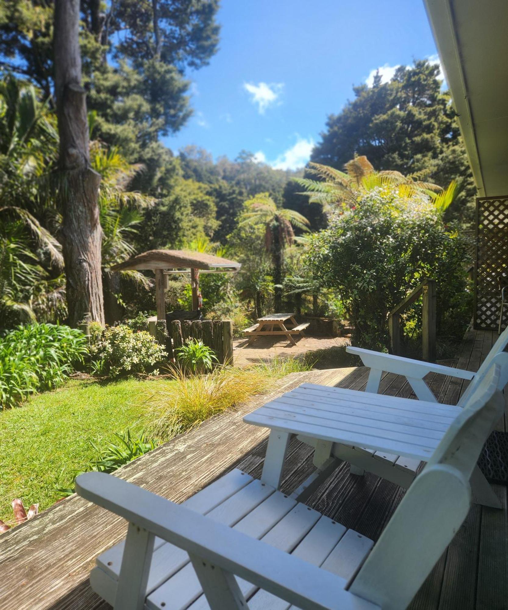 Kauri Coast Top 10 Holiday Park Kaihu Exterior foto
